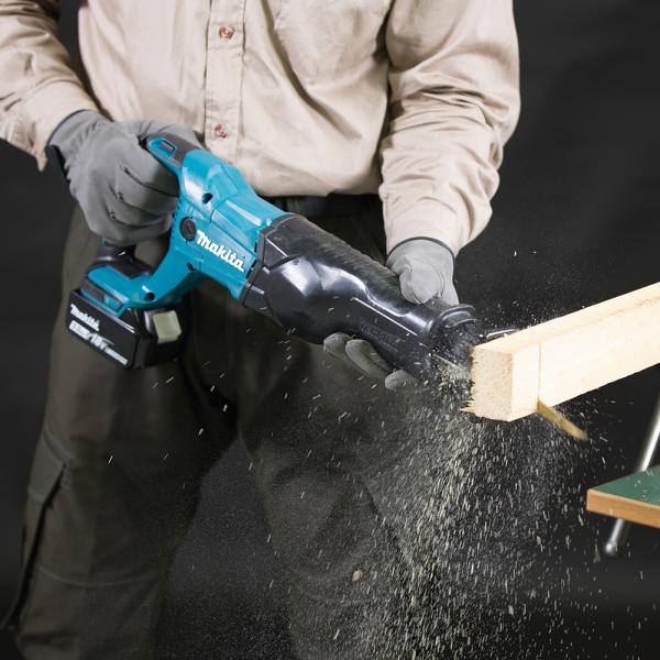 Makita DJR186RT Akku-Reciprosäge 18V im Koffer Akku-Säbelsäge